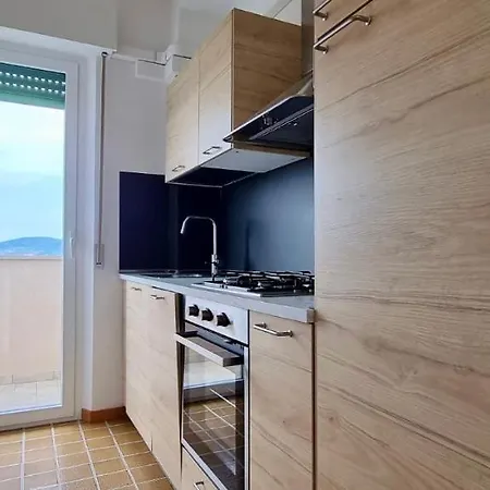 P012 - Porto Recanati, Meraviglioso Trilocale Fronte Mare Apartament