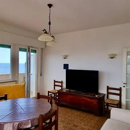 Apartment P012 - Porto Recanati, Meraviglioso Trilocale Fronte Mare Porto Recanati