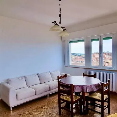 P012 - Porto Recanati, Meraviglioso Trilocale Fronte Mare