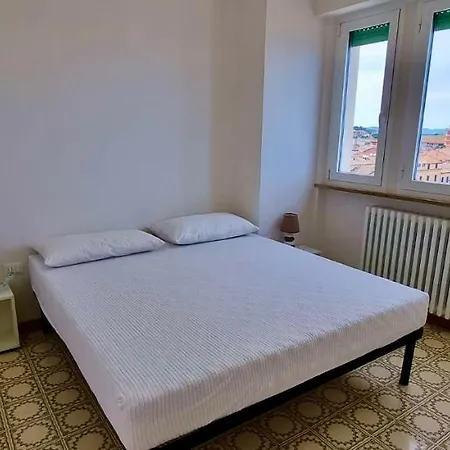 Apartment P012 - Porto Recanati, Meraviglioso Trilocale Fronte Mare Porto Recanati